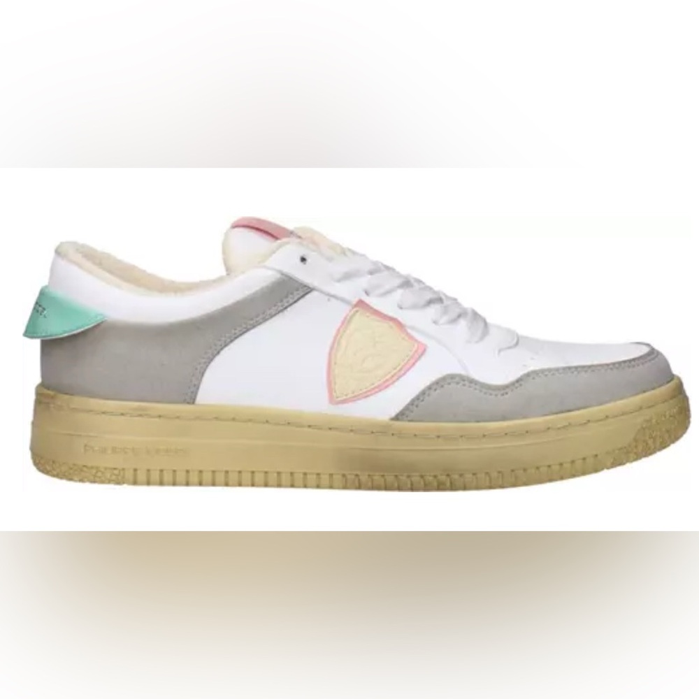 Stylish White and Gray Sneakers with Pastel Accents